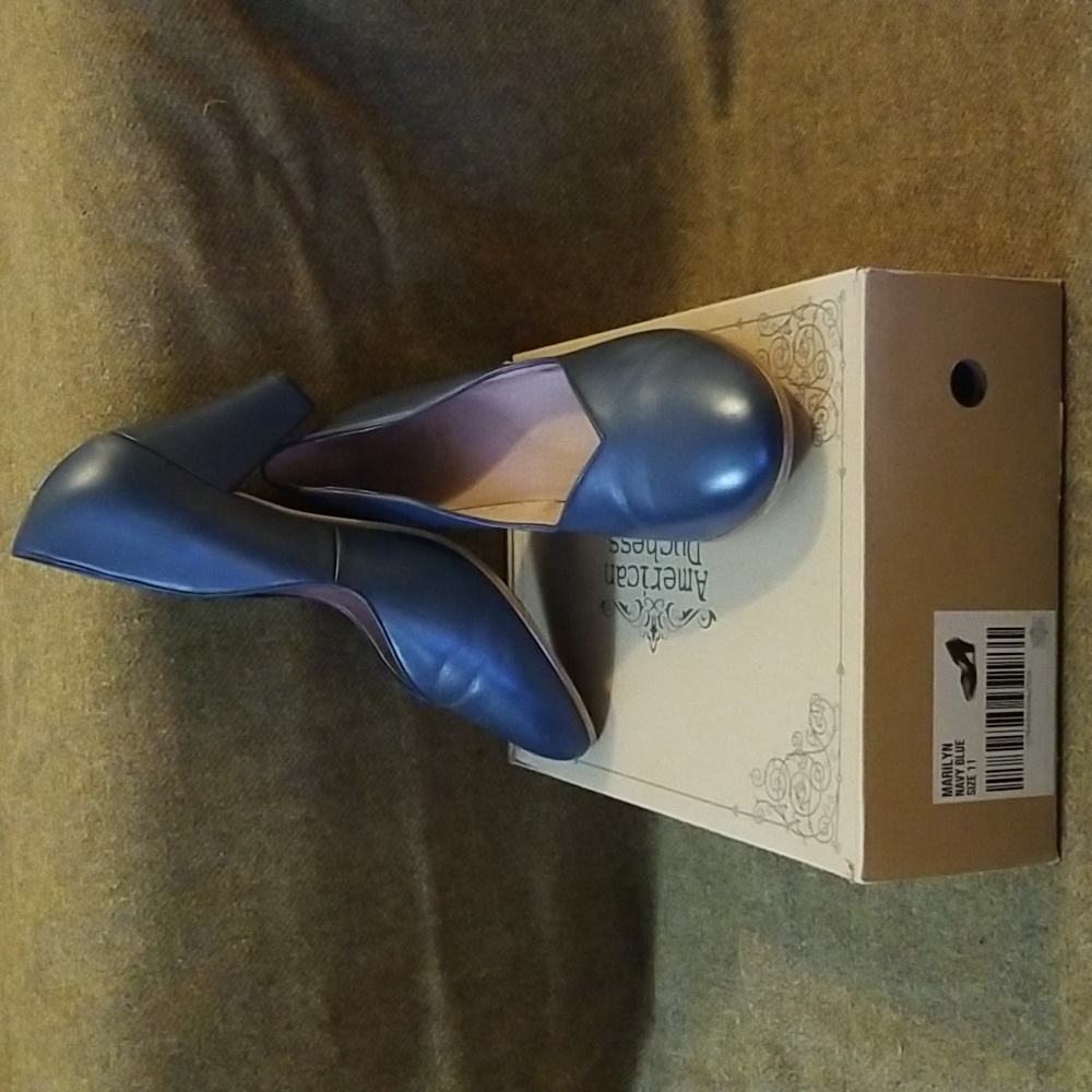 11 - American Duchess Royal Vintage - Blue Marilyn Heels Pumps - 1940s vintage